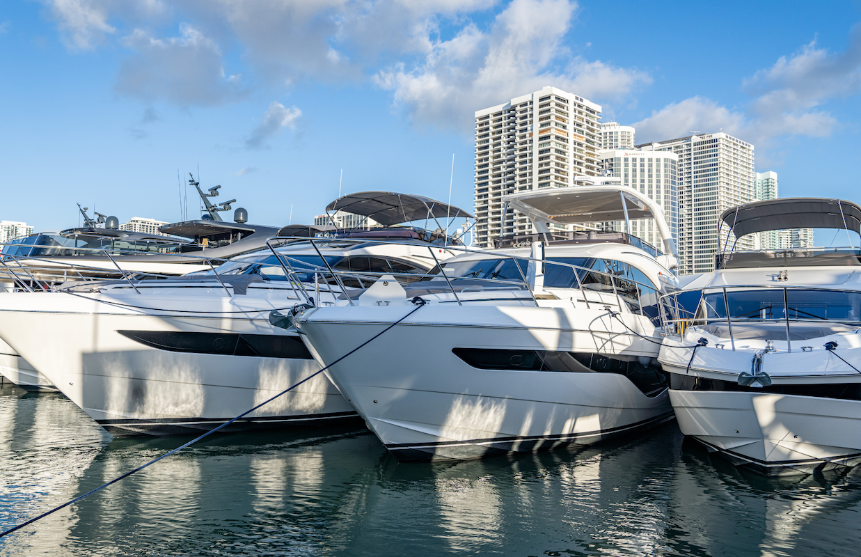 Waterfront Restaurants with Marina Access in Sunny Isles Beach blog hero