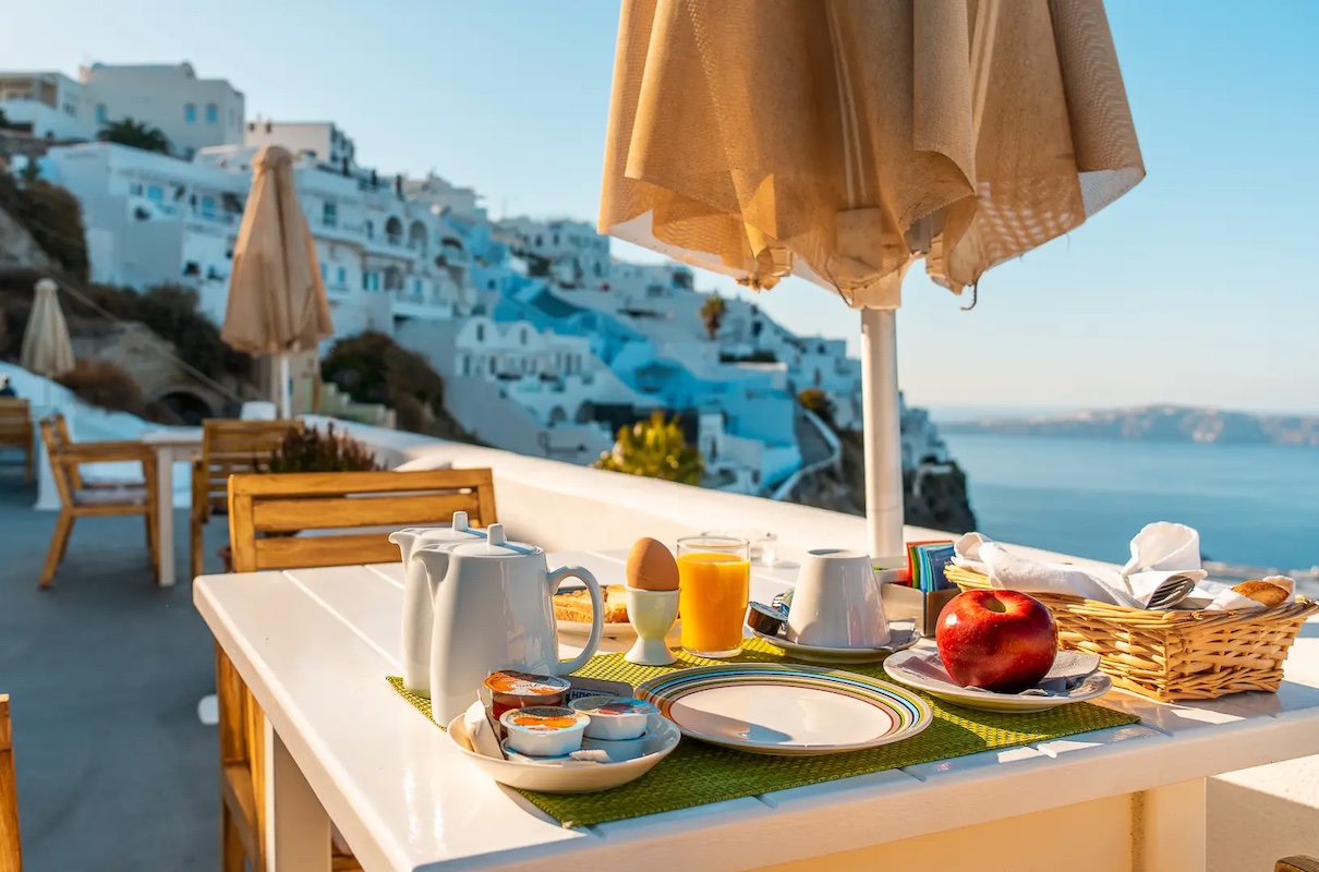 The Spirit of Greece: Why Hospitality Defines Mediterranean Dining blog hero