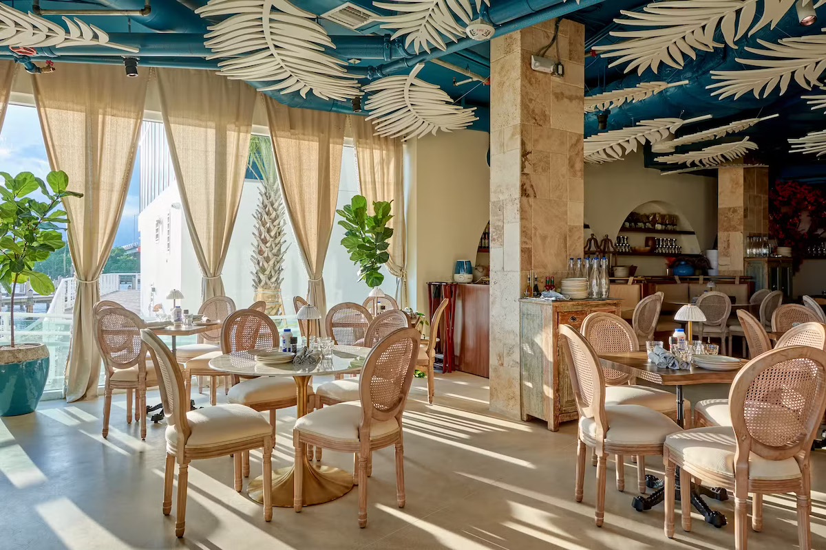 Mykonos Kitchen & Bar: The Crown Jewel of Restaurants in Sunny Isles blog hero