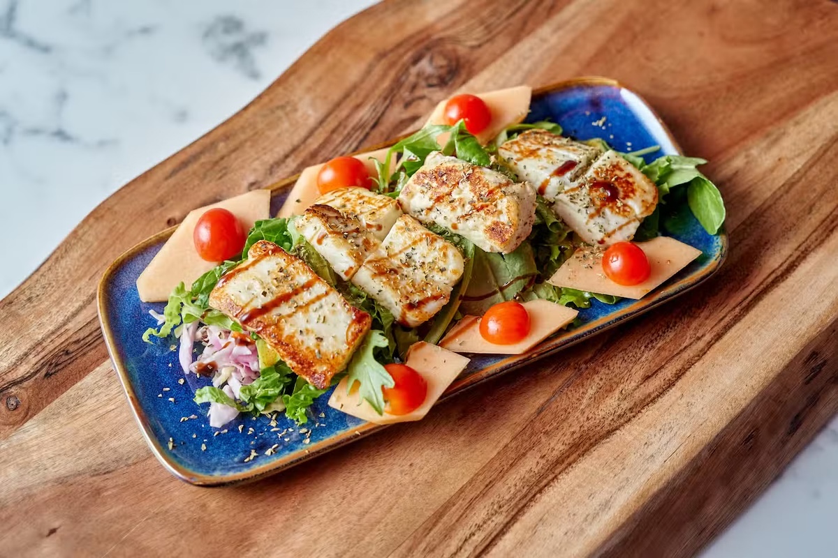 The First Bite of Greece: A Beginner’s Guide to Mediterranean Flavors blog hero