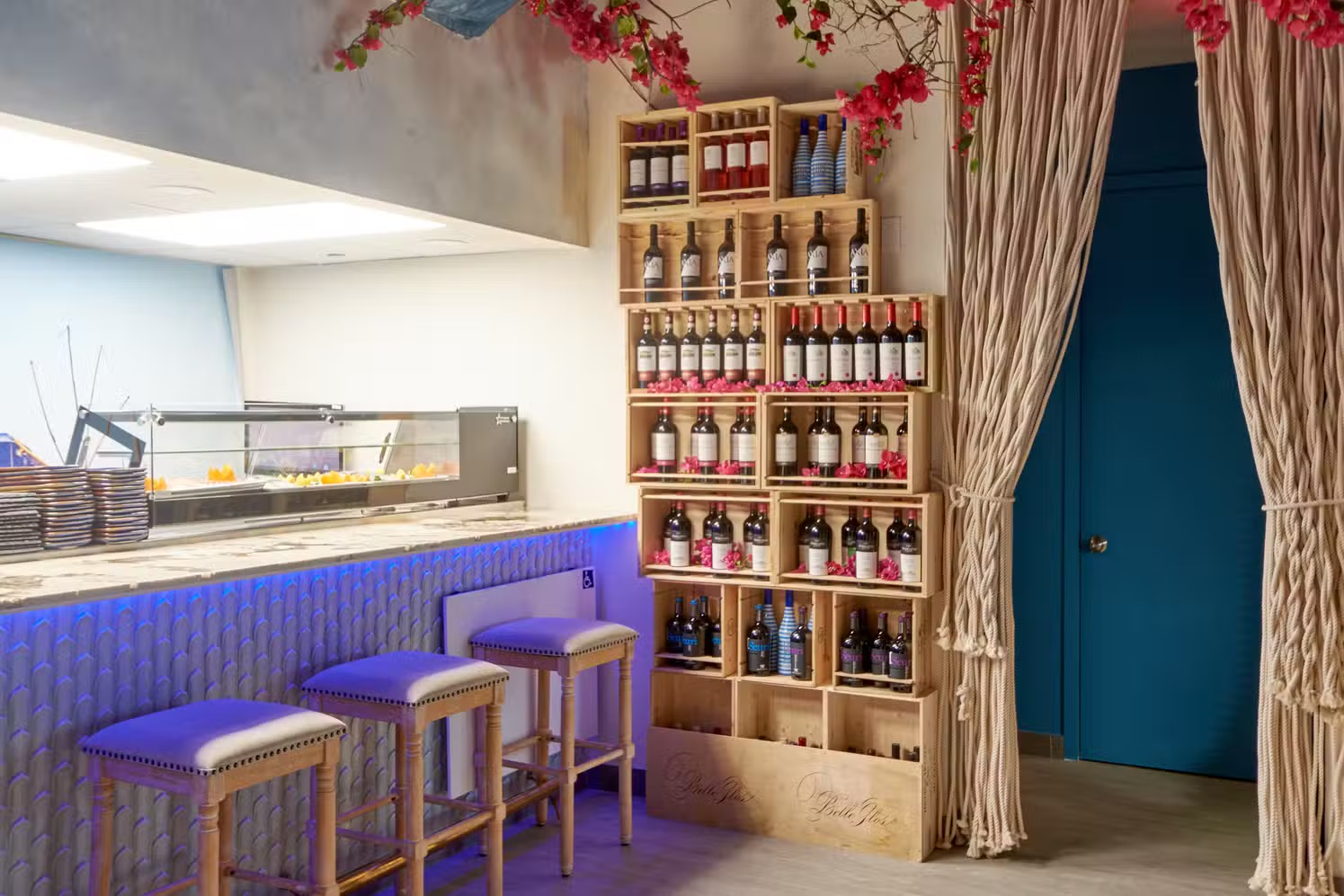 Mykonos Kitchen & Bar, a Greek restaurant near Aventura in Sunny Isles Beach
