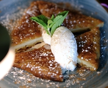 Bougatsa Me Crema menu image 1