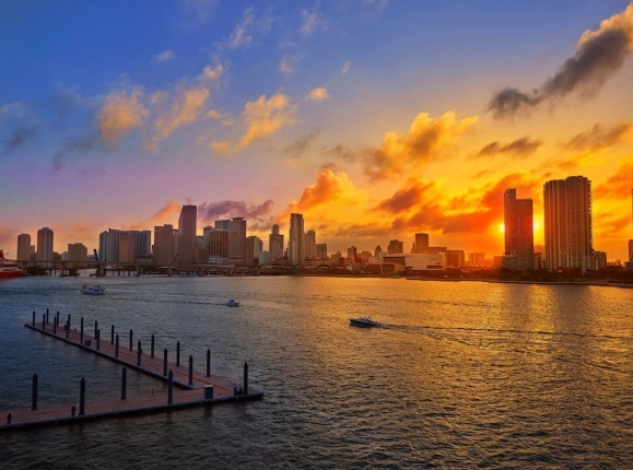 Sunset Dining in Miami: Why Waterfront Restaurants Make Every Meal Special homepage