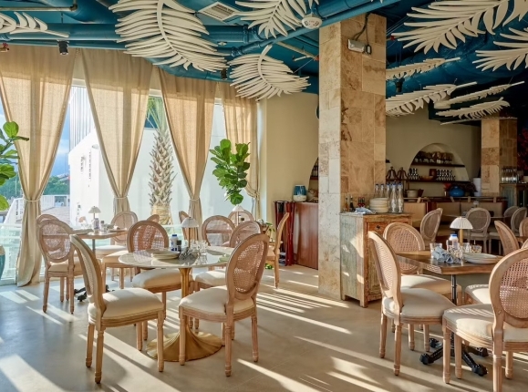 Mykonos Kitchen & Bar: The Crown Jewel of Restaurants in Sunny Isles homepage