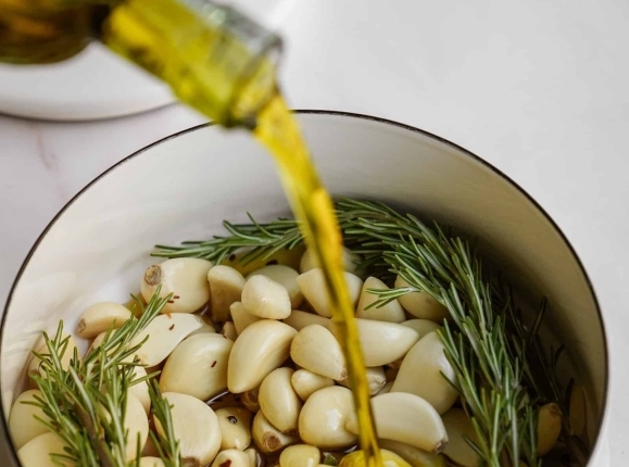 Olive Oil in Greek Cuisine: The Liquid Gold That Defines a Diet homepage