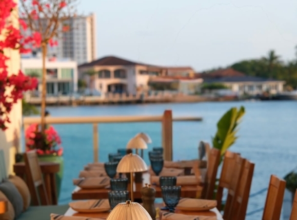 Dock and Dine in Sunny Isles Beach: A Practical Guide for Boaters homepage