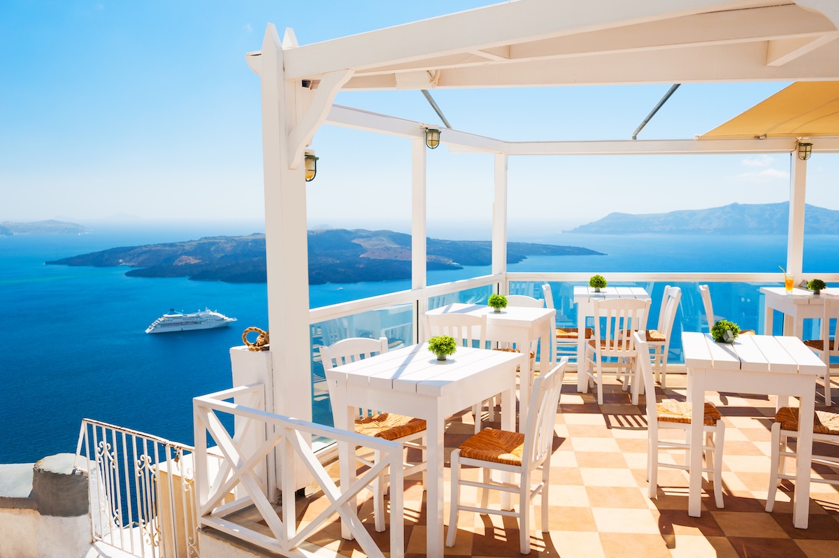 Savoring Greece in the Sunshine State: The Boom of Greek Restaurants in Florida blog hero