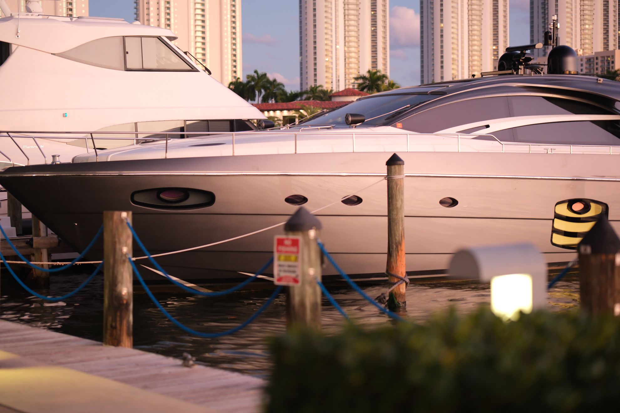 From Boat Shows to the Aegean: Dock, Dine, and Celebrate at Mykonos Kitchen & Bar blog hero